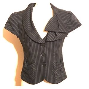 Last Chance! Gorgeous 🌸 Feminine Jacket EUC